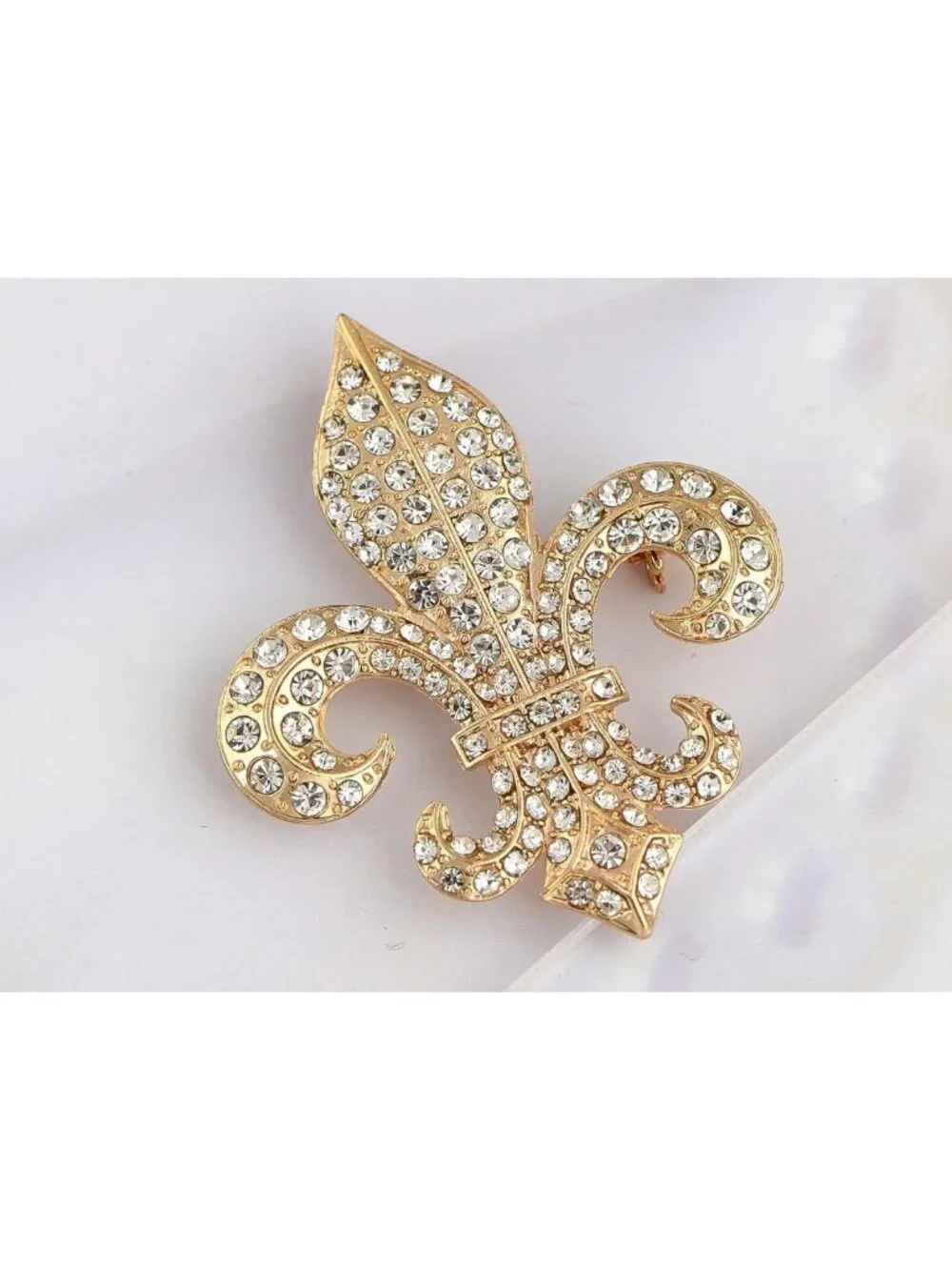 Elegant Gold Tone Black Gothic Fleur De Lis Lily Brooch Pin - Medieval Style
